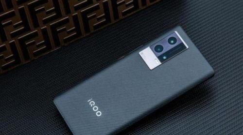 iqoo 9最新爆料,性能怪兽来袭，颠覆手机市场格局！”